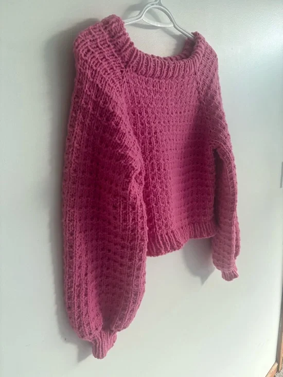 Chunky Knit Cropped Sweater Barbie Pink Balloon Sleeve Cozy Pullover - Picture 3 of 6